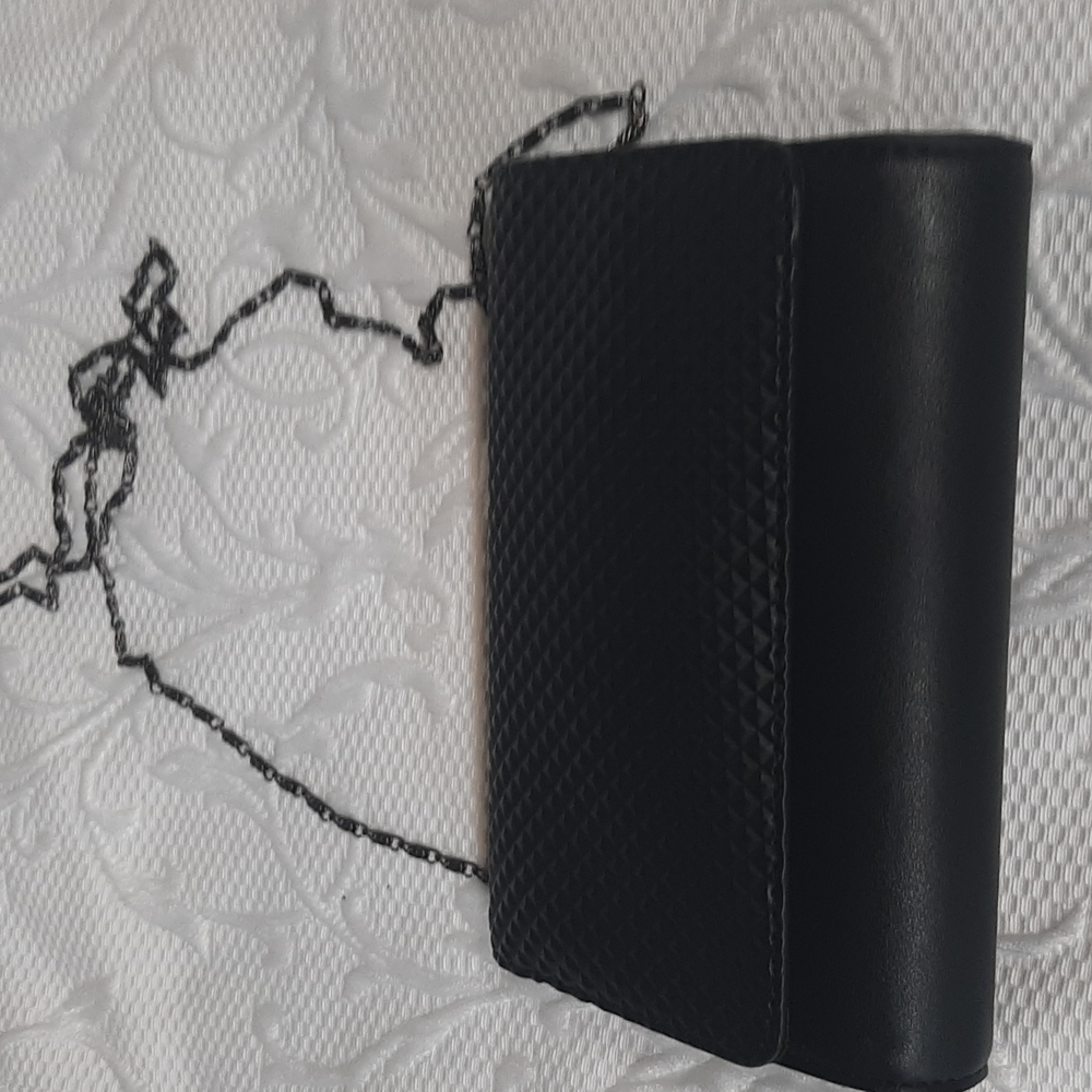 Handbag - Picture 2 of 2